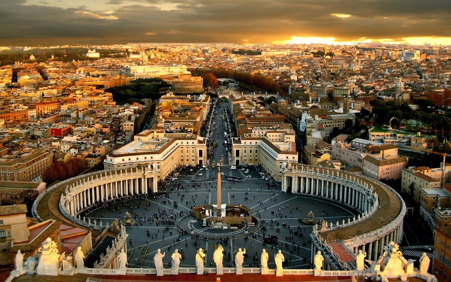 cropped-vatican-rome-900x1440.jpg